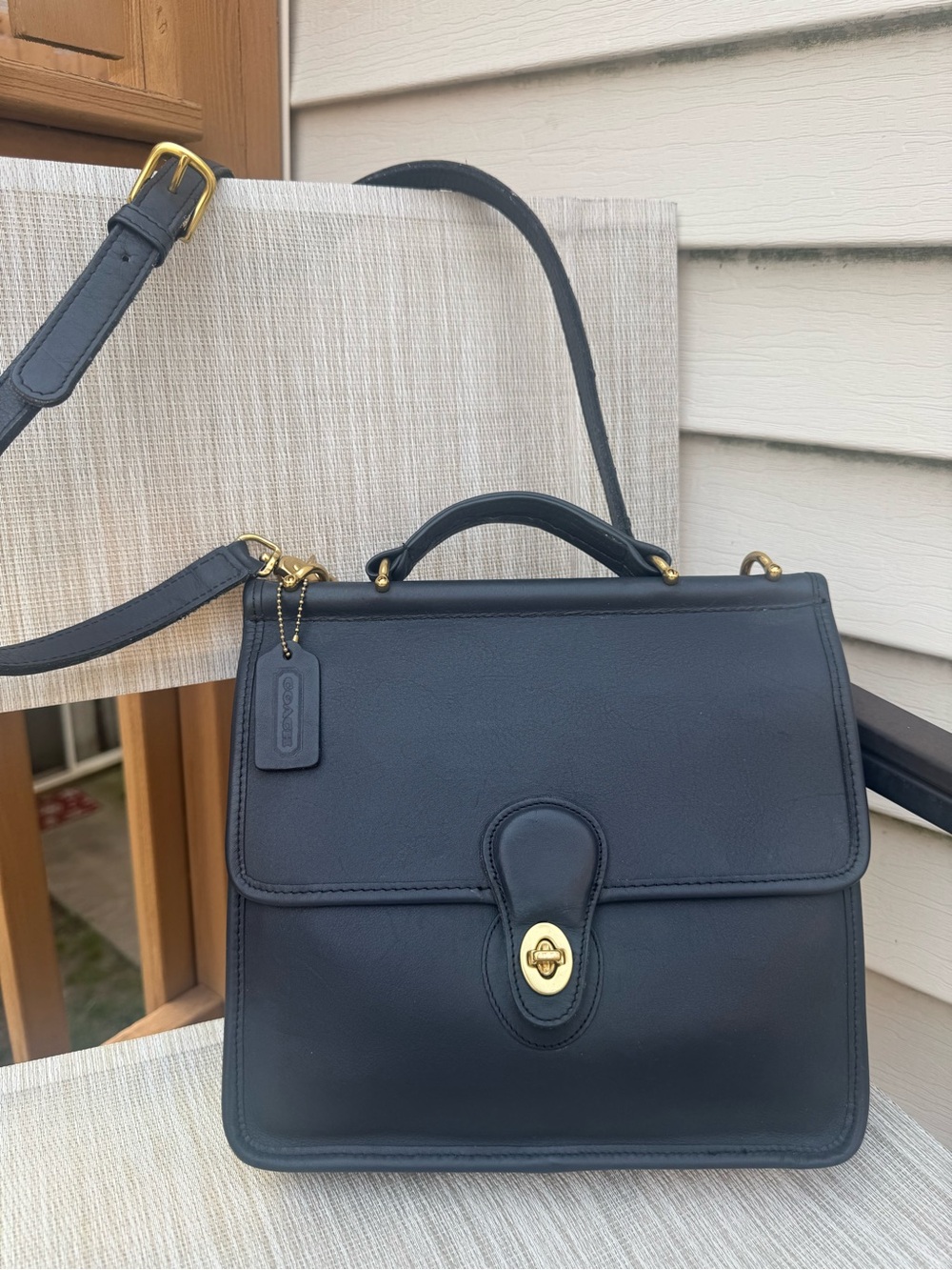 Vintage Coach Willis Bag 9927 Dark Navy Glove Tanned Leather Crossbody Satchel